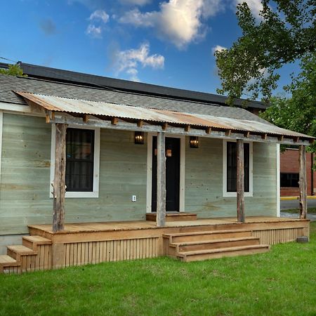 Barnwood Village White Sulphur Springs Extérieur photo