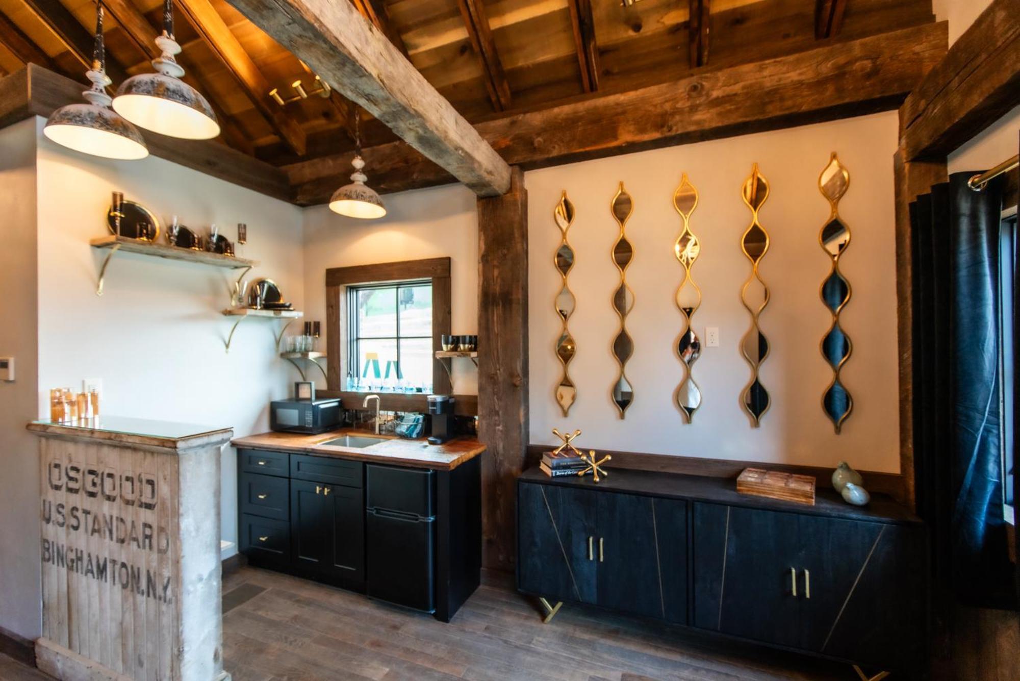 Barnwood Village White Sulphur Springs Extérieur photo